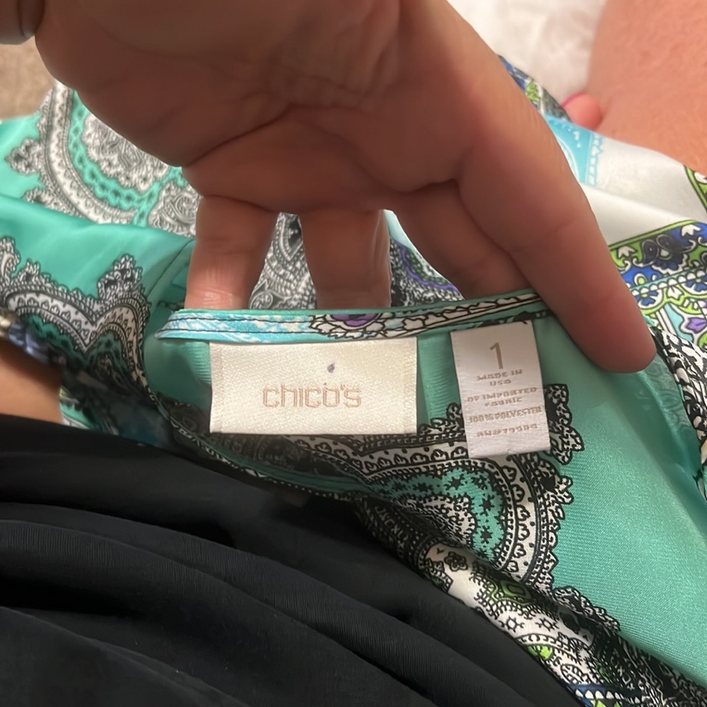Chicos multi color satin peplum blouse Chicos size 1 - Picture 8 of 9